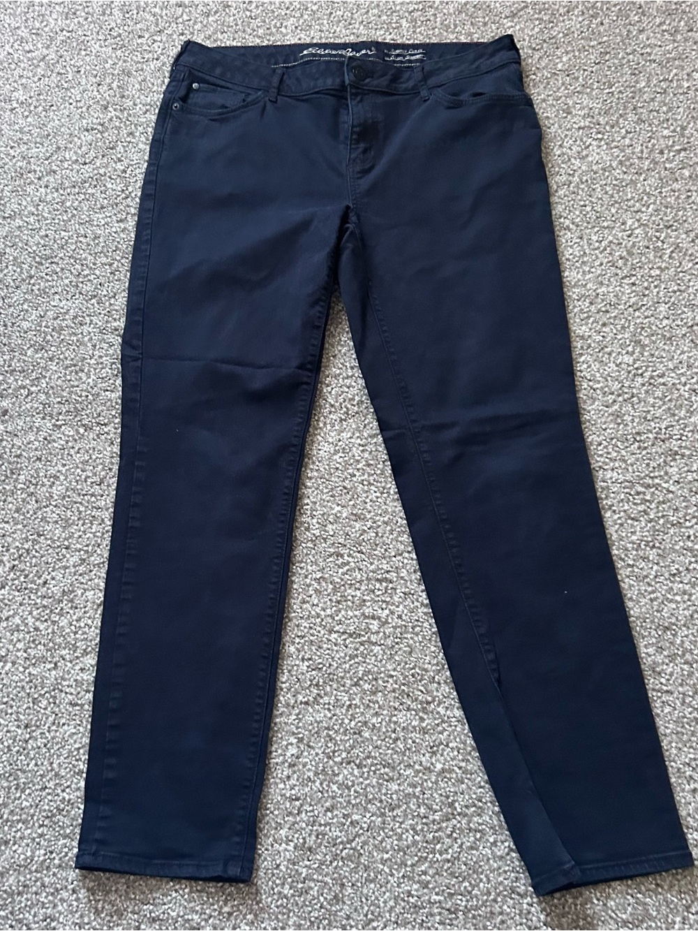 Eddie Bauer Slighty Curvy Slim Straight Jean